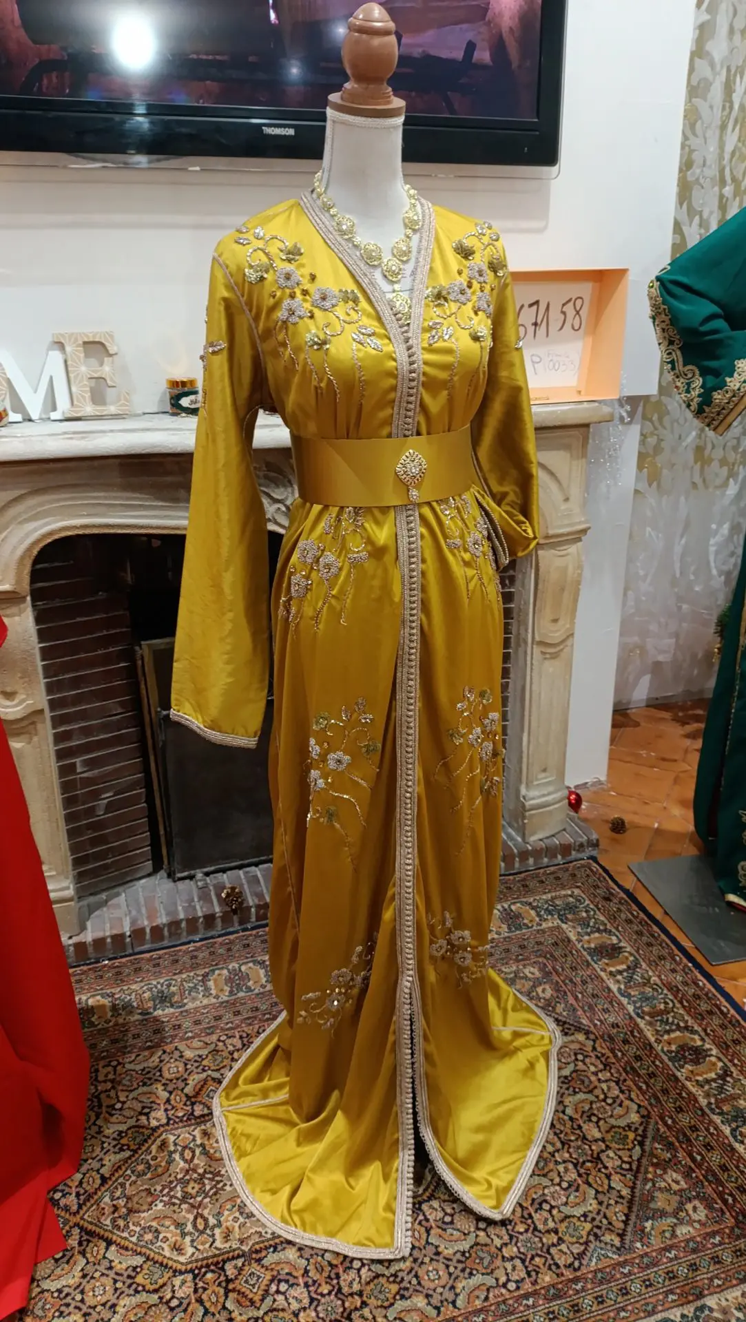 caftan marocain d'occasion grande taille – Image 7