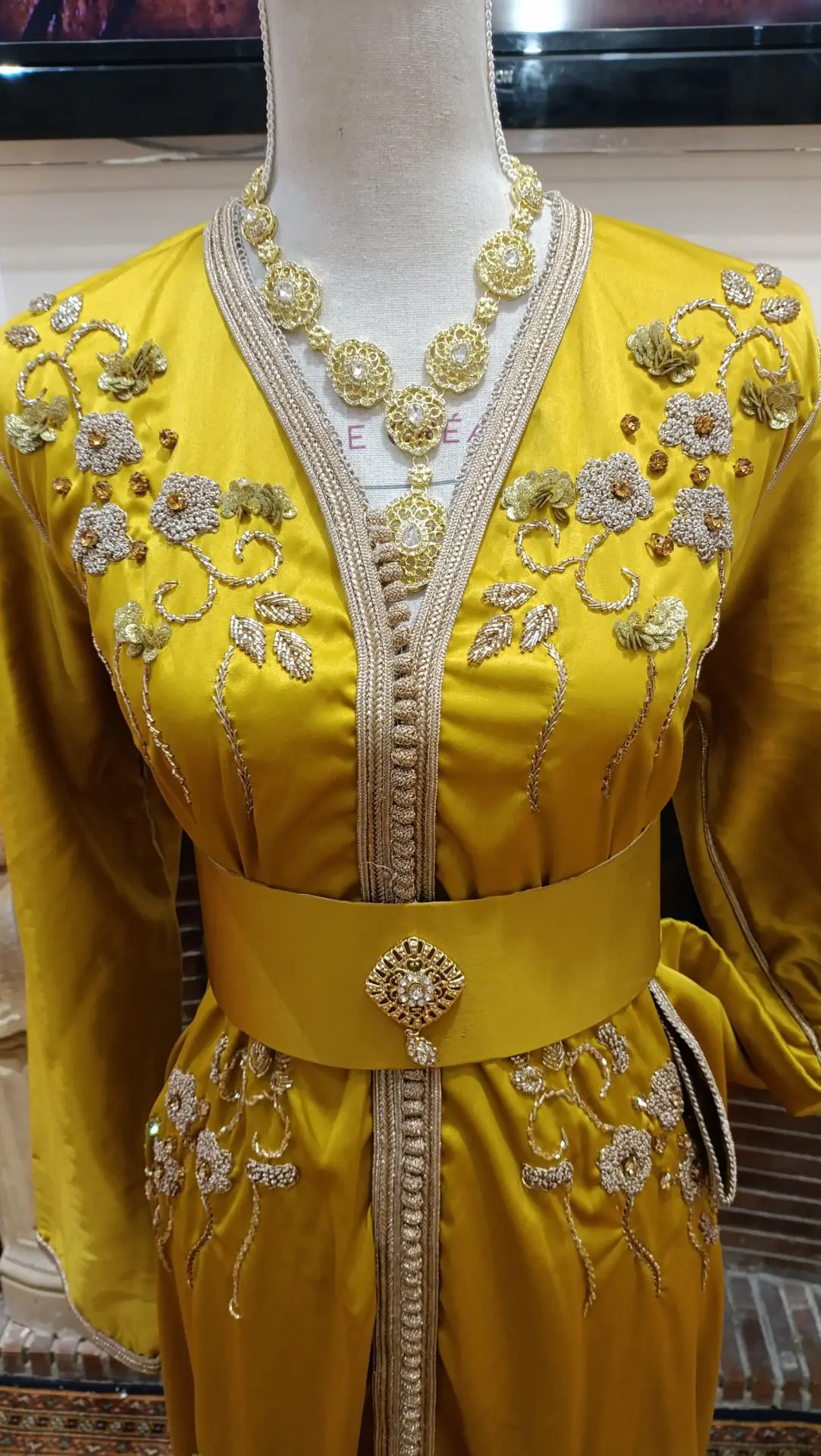 caftan marocain d'occasion grande taille – Image 5