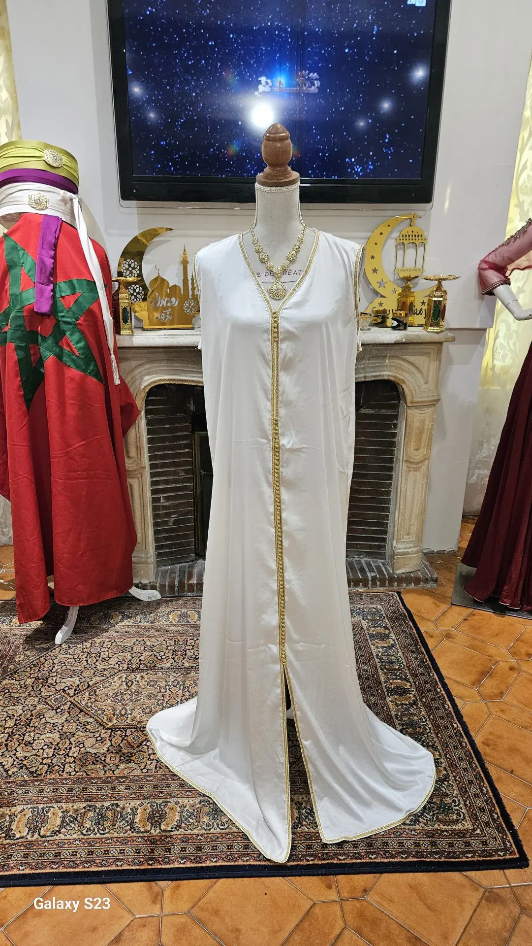 caftan marocain neuf doublé pour la mariée Amira – Image 2