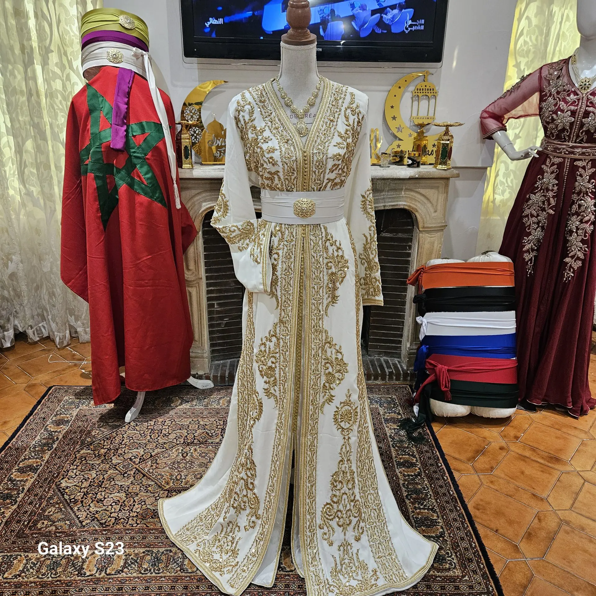 caftan marocain neuf doublé pour la mariée Amira – Image 6