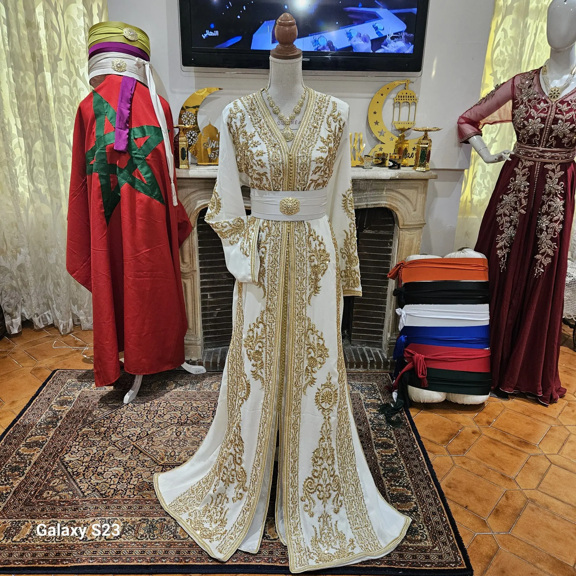 caftan marocain neuf doublé pour la mariée Amira – Image 3