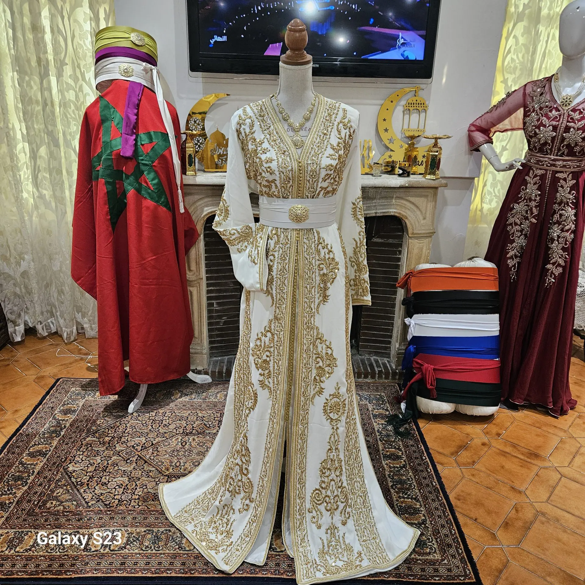 caftan marocain neuf doublé pour la mariée Amira – Image 5