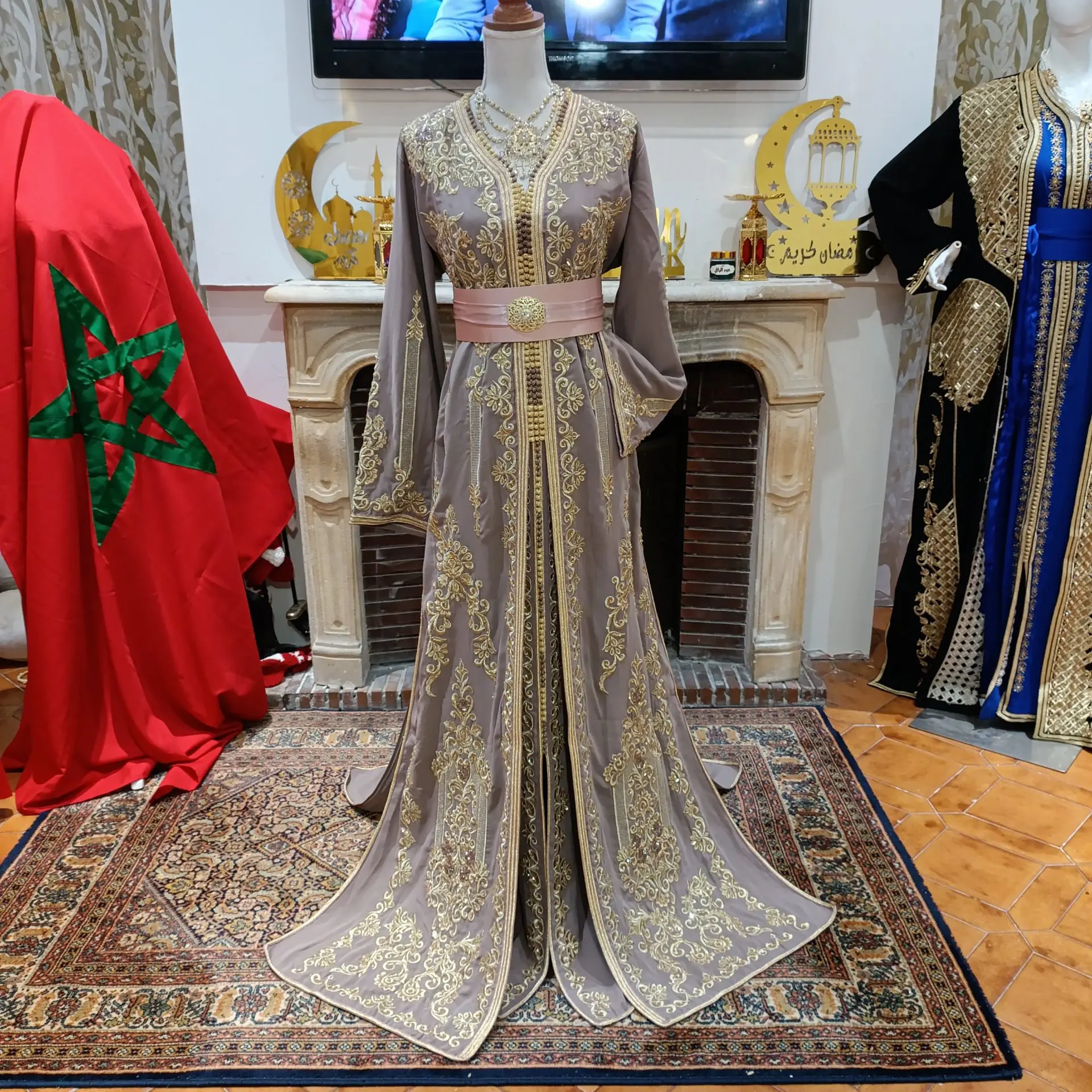 caftan marocain neuf - Takchita deux pièces