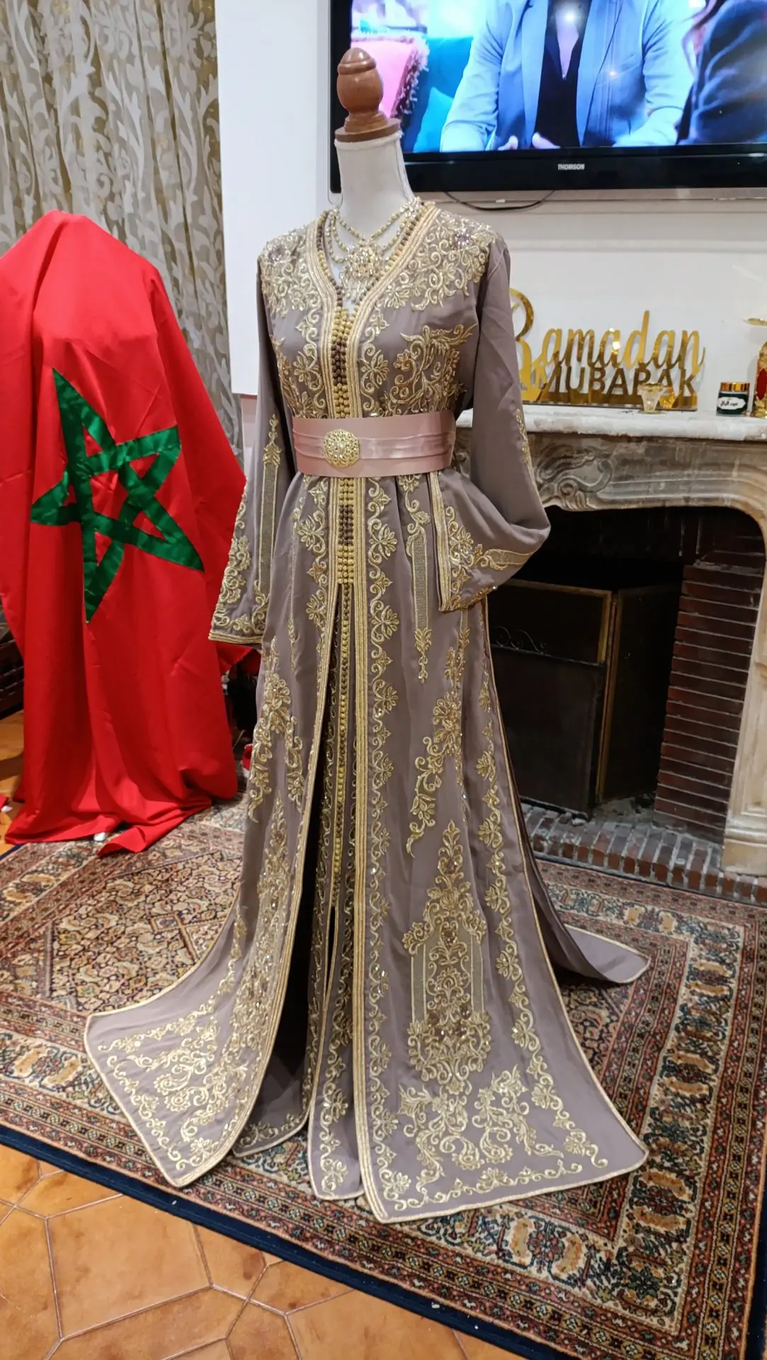 caftan marocain neuf - Takchita deux pièces – Image 3