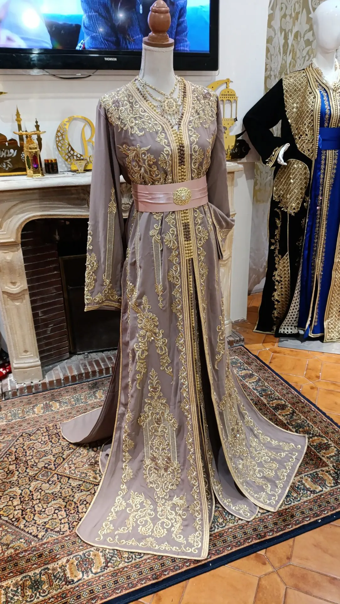 caftan marocain neuf - Takchita deux pièces – Image 2
