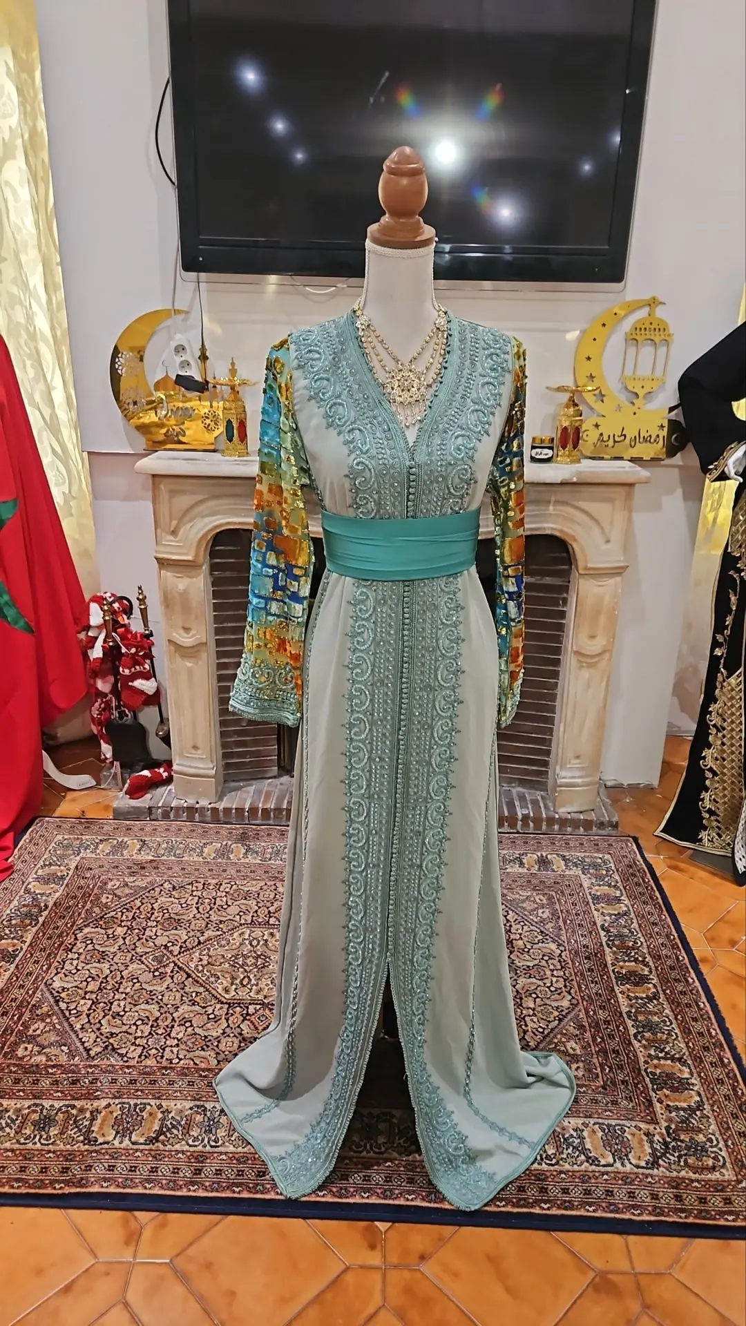 caftan marocain d'occasion – Image 3