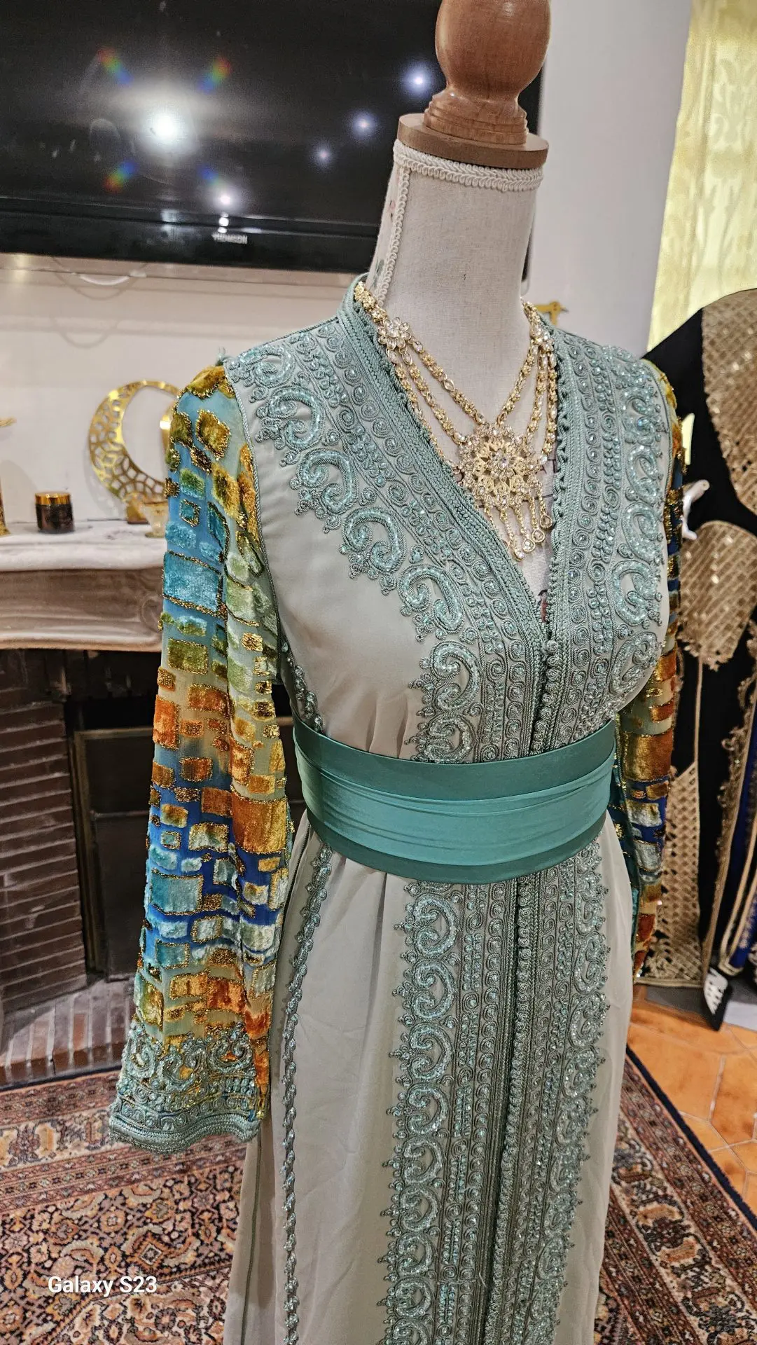 caftan marocain d'occasion – Image 10