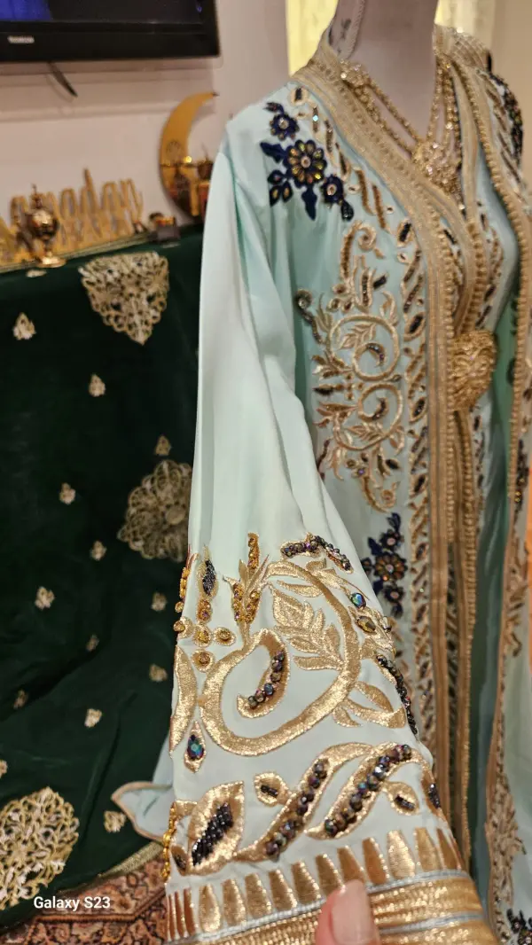 Caftan marocain neuf grande taille — taille 44-46 — photo 2