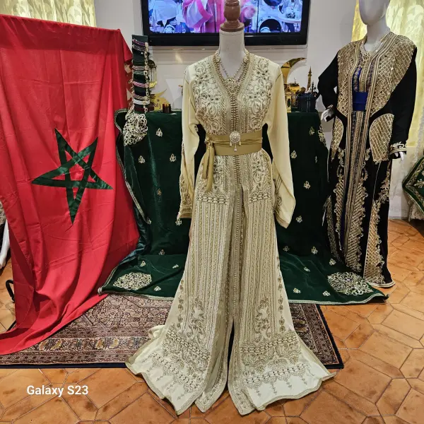 Caftan marocain neuf — taille 40-42