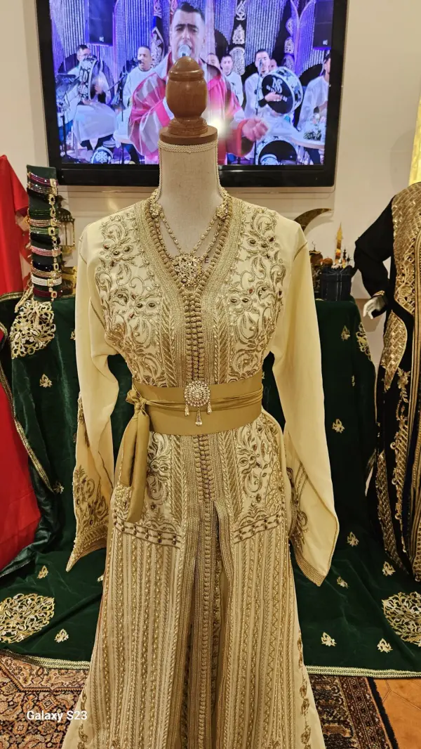 Caftan marocain neuf — taille 40-42 — photo 2