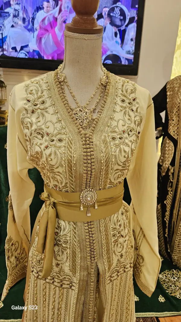 Caftan marocain neuf — taille 40-42 — photo 4