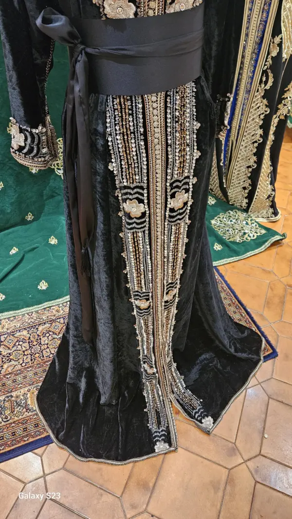 Caftan marocain d'occasion — taille 40-42 — photo 6