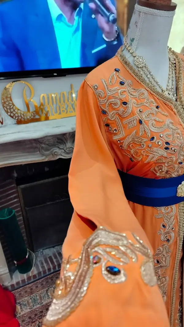 Caftan marocain d'occasion quasi neuf — taille 40-42 — photo 14