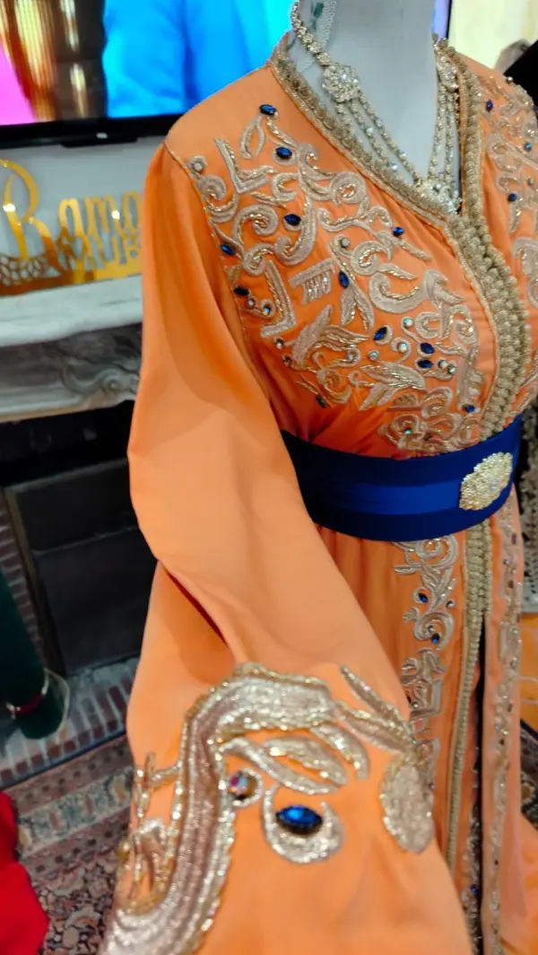 Caftan marocain d'occasion quasi neuf — taille 40-42 — photo 4