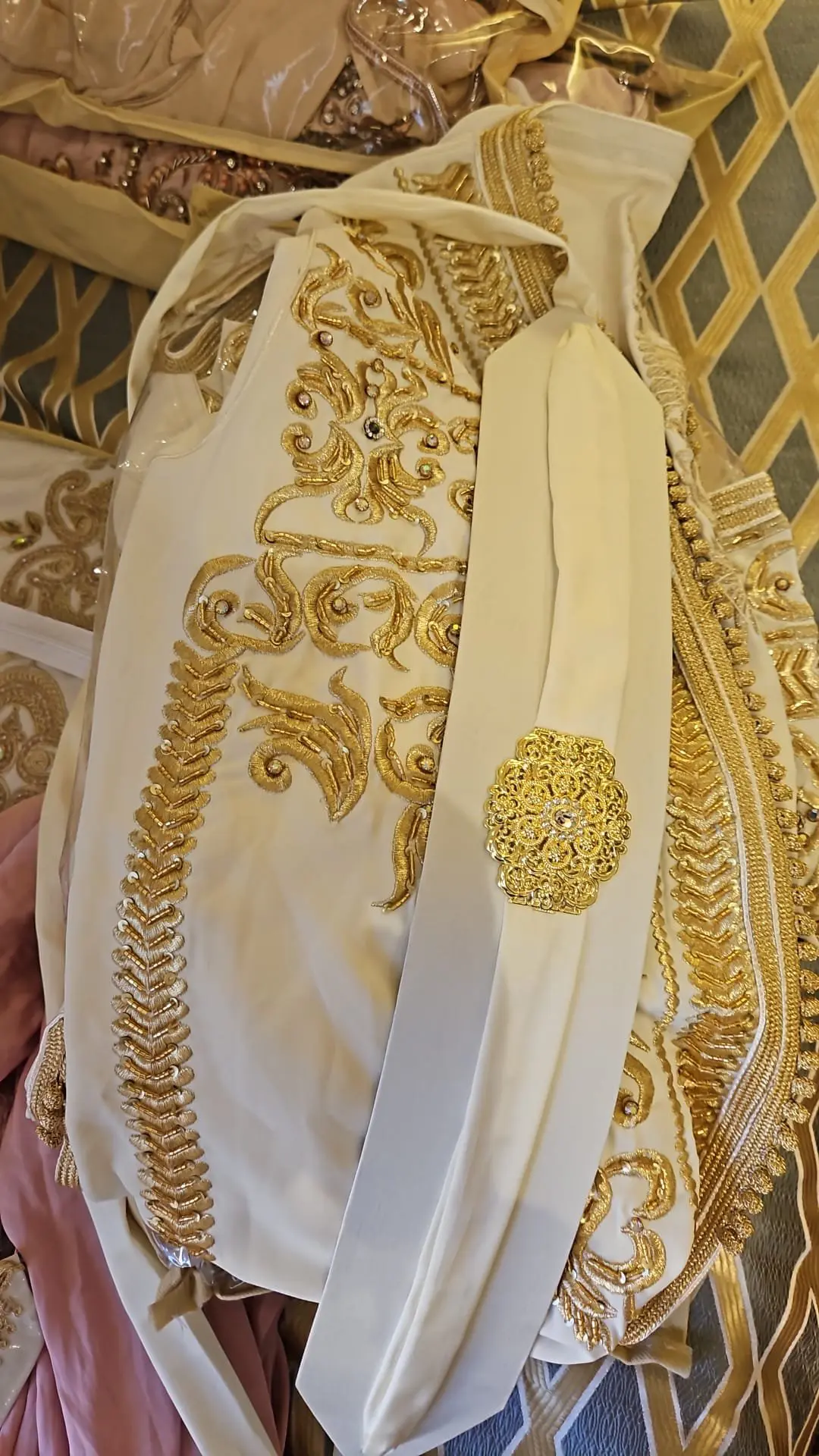 caftan marocain neuf deux pièces avec ceinture