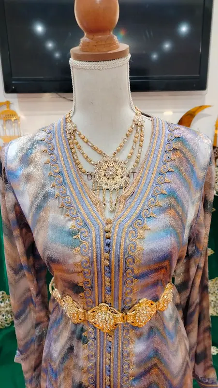 caftan marocain d'occasion - Takchita deux pièces – Image 8