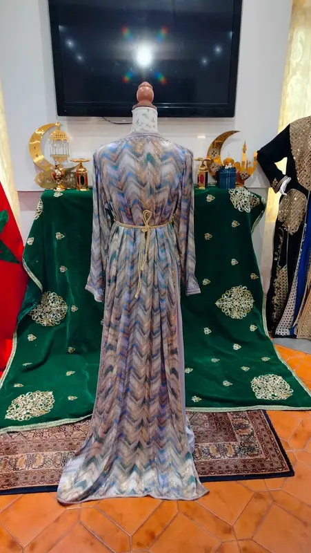 caftan marocain d'occasion - Takchita deux pièces – Image 9