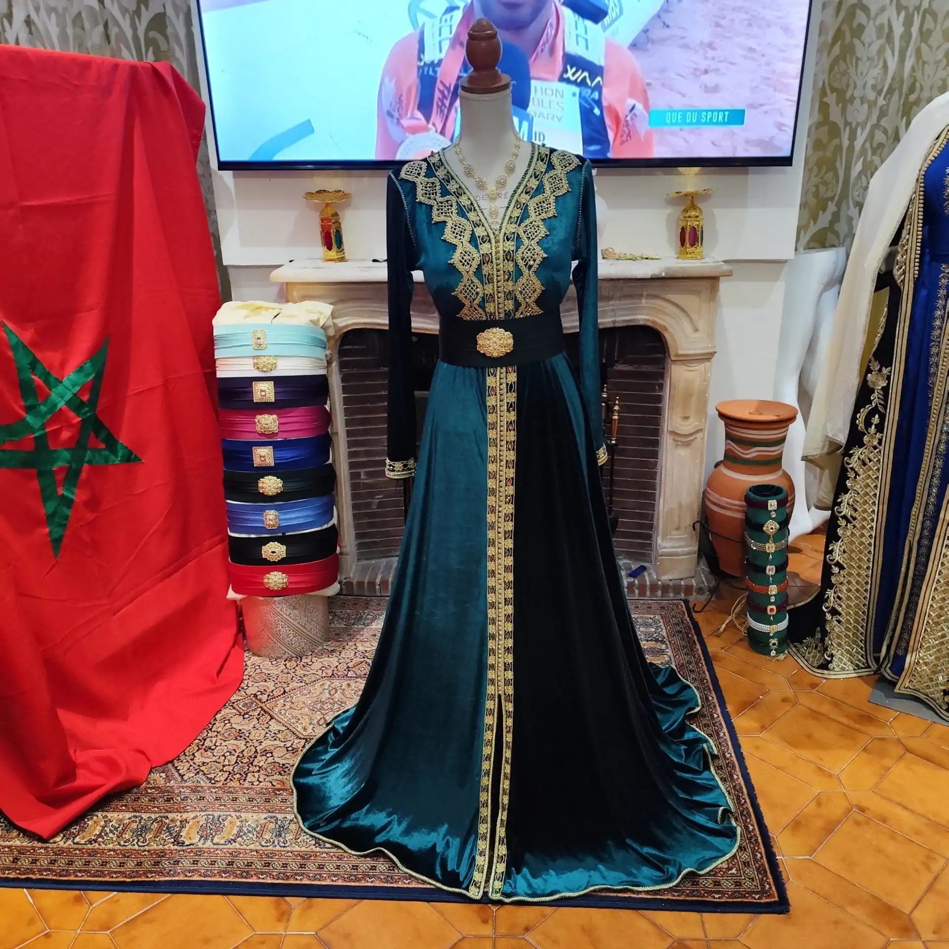 caftan marocain d occasion quasi neuf