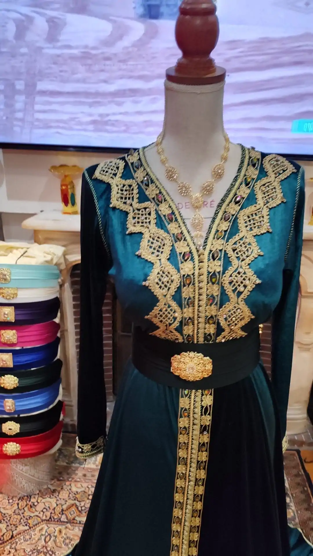 caftan marocain d occasion quasi neuf – Image 9