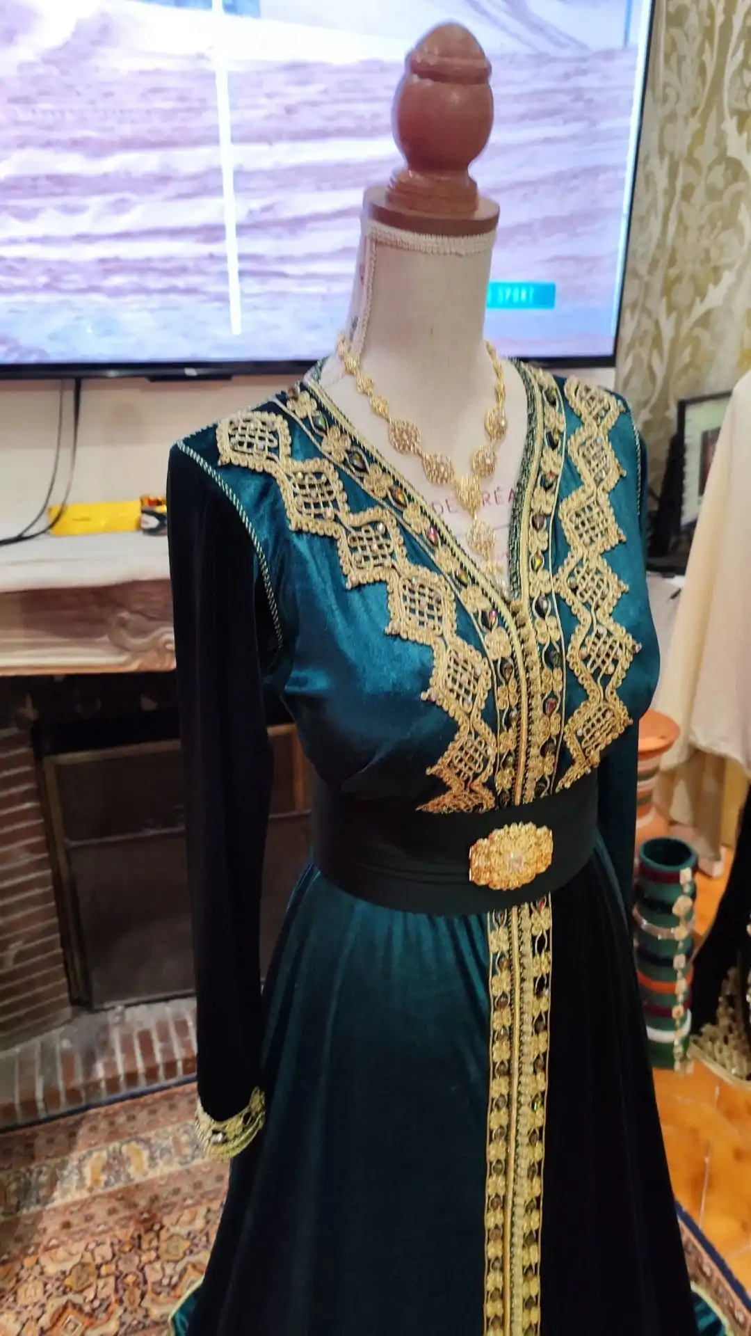 caftan marocain d occasion quasi neuf – Image 3