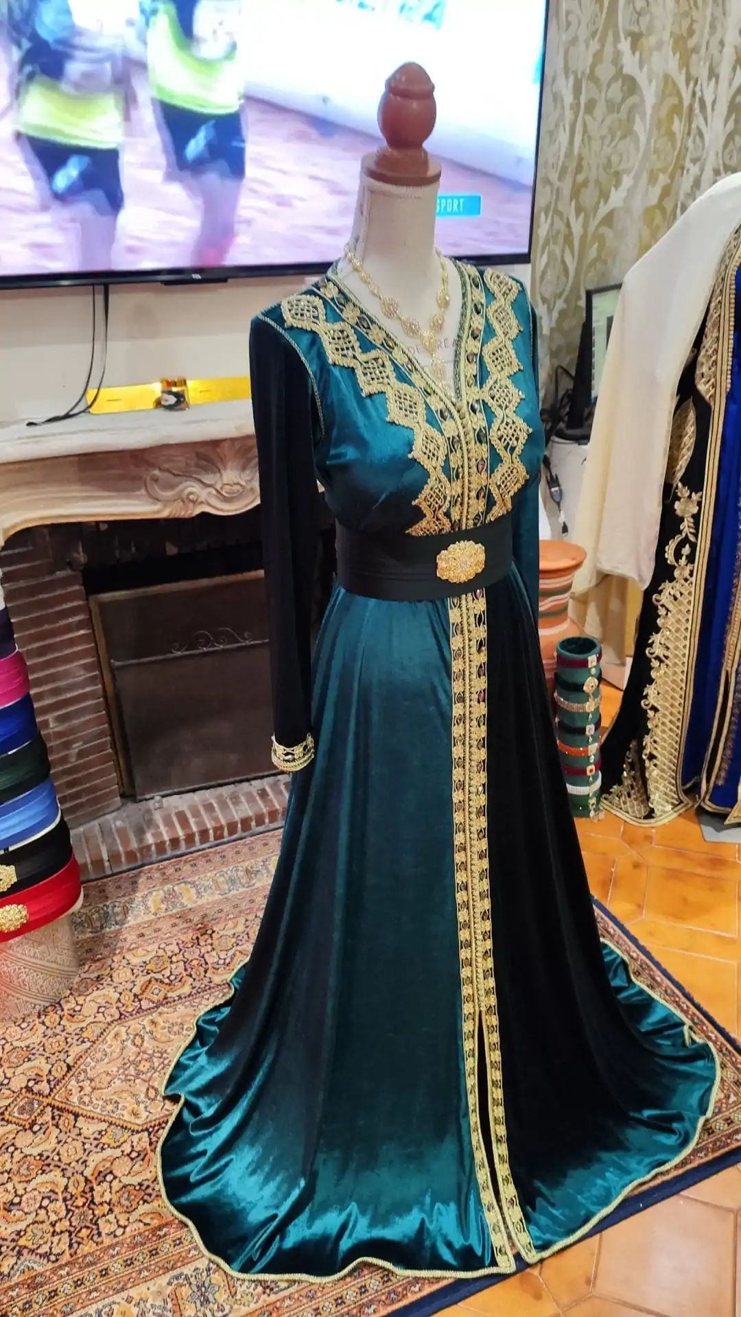 caftan marocain d occasion quasi neuf – Image 4