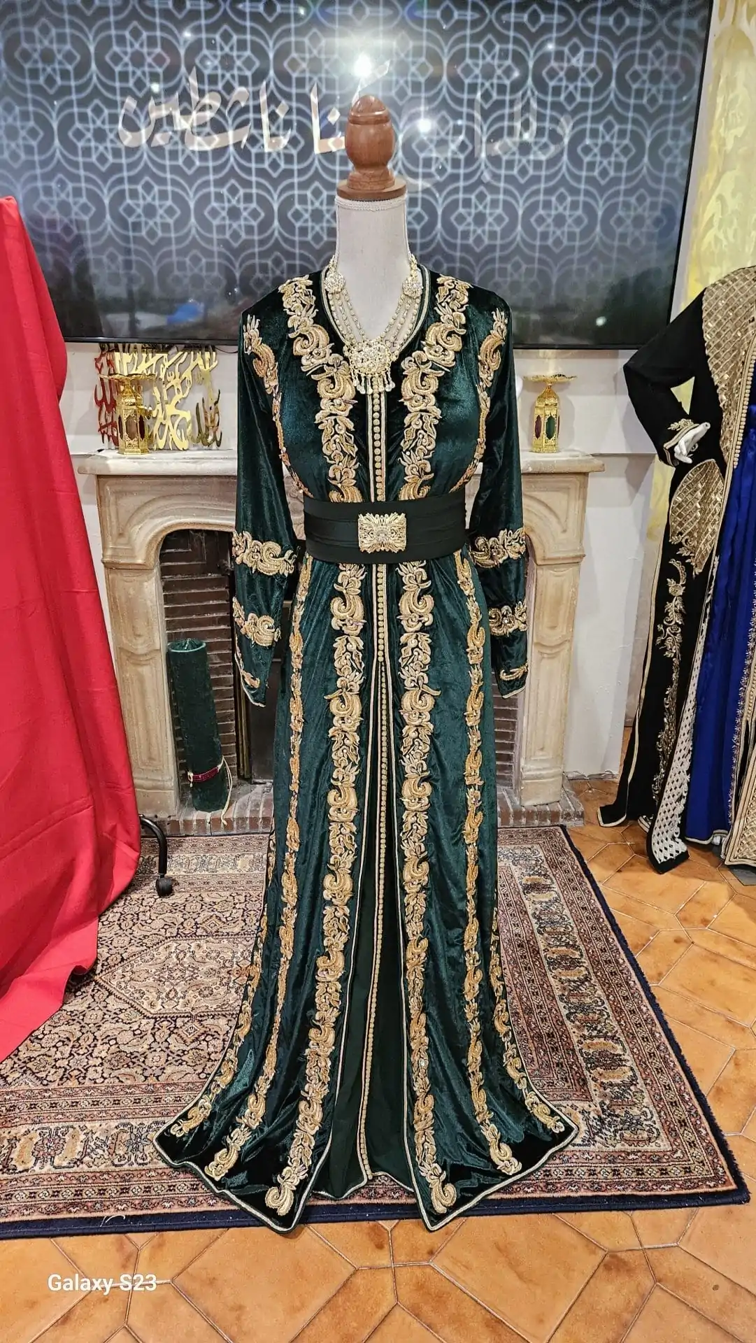 caftan marocain d'occasion quasi neuf – Image 17