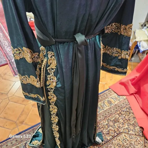 Caftan marocain d'occasion quasi neuf — taille 42-44 — photo 5