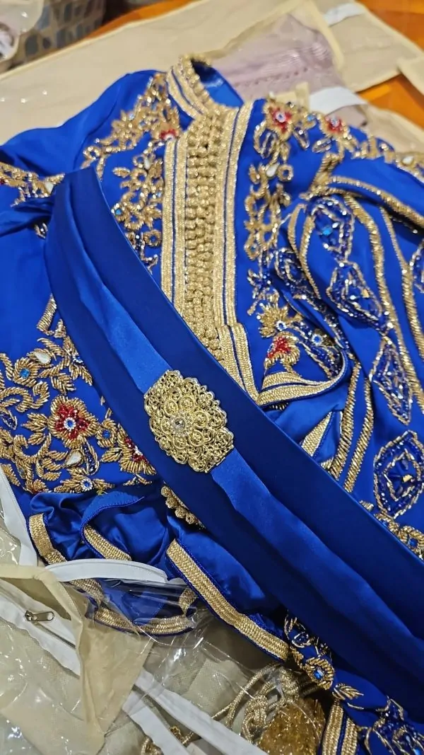 caftan marocain neuf avec ceinture