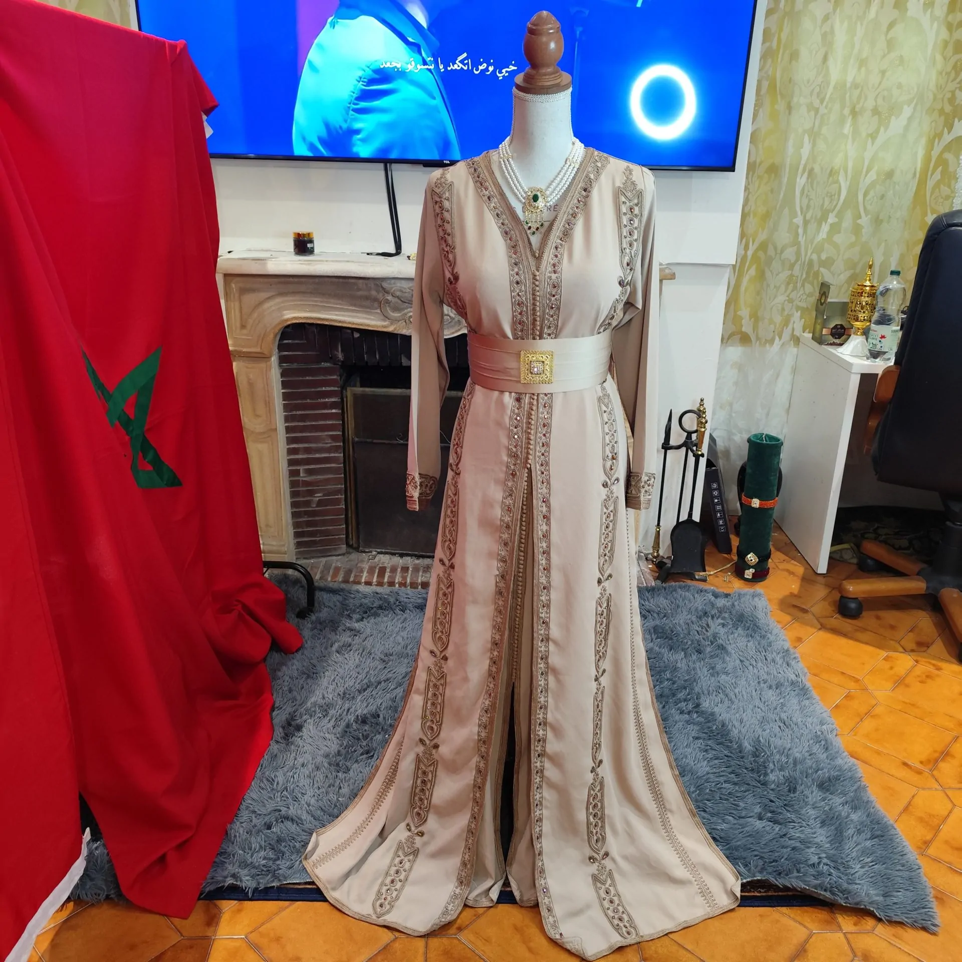 caftan marocain d occasion - takchita deux pièces