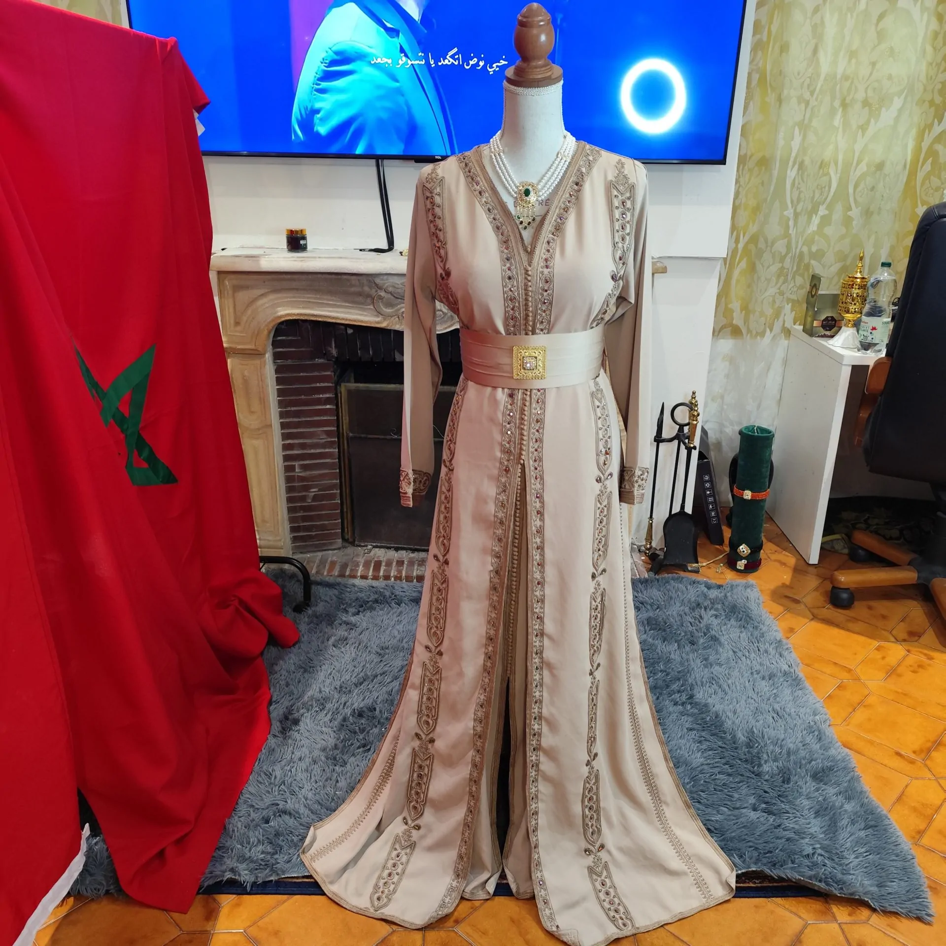 caftan marocain d occasion - takchita deux pièces – Image 12
