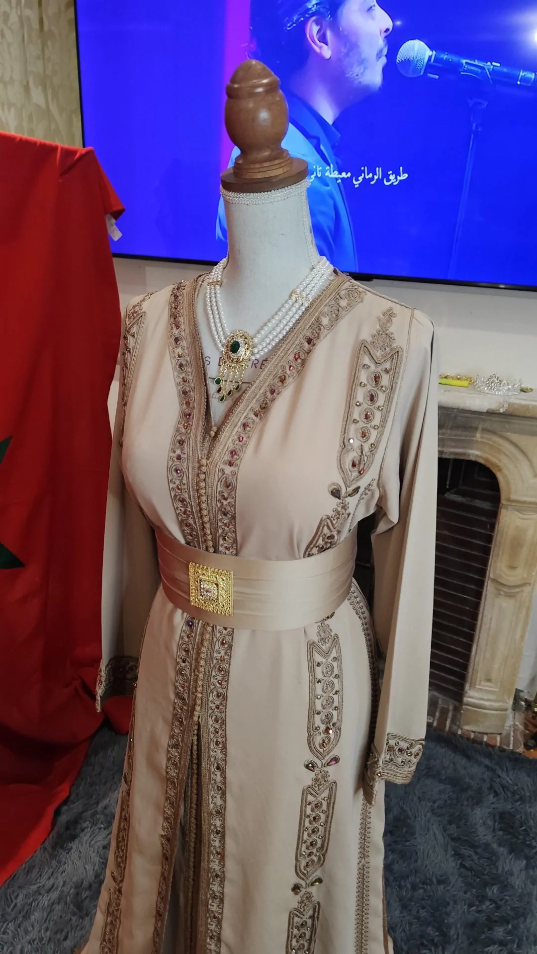 caftan marocain d occasion - takchita deux pièces – Image 11