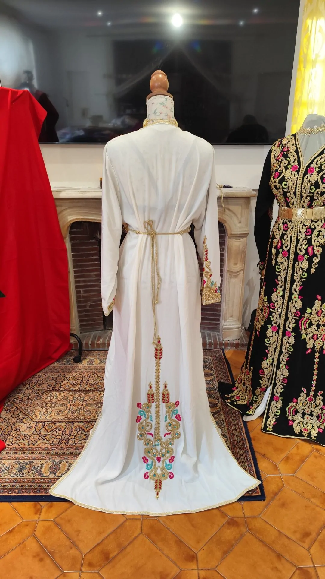 caftan marocain neuf doublé avec la ceinture – Image 5