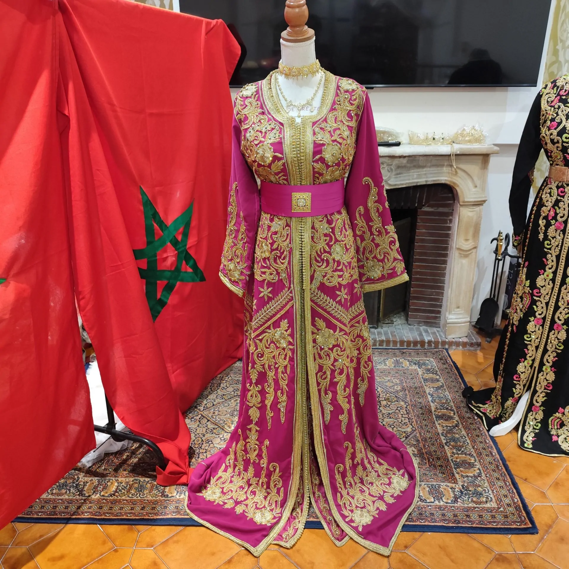 caftan marocain haute couture d occasion - Takchita deux pièces – Image 13