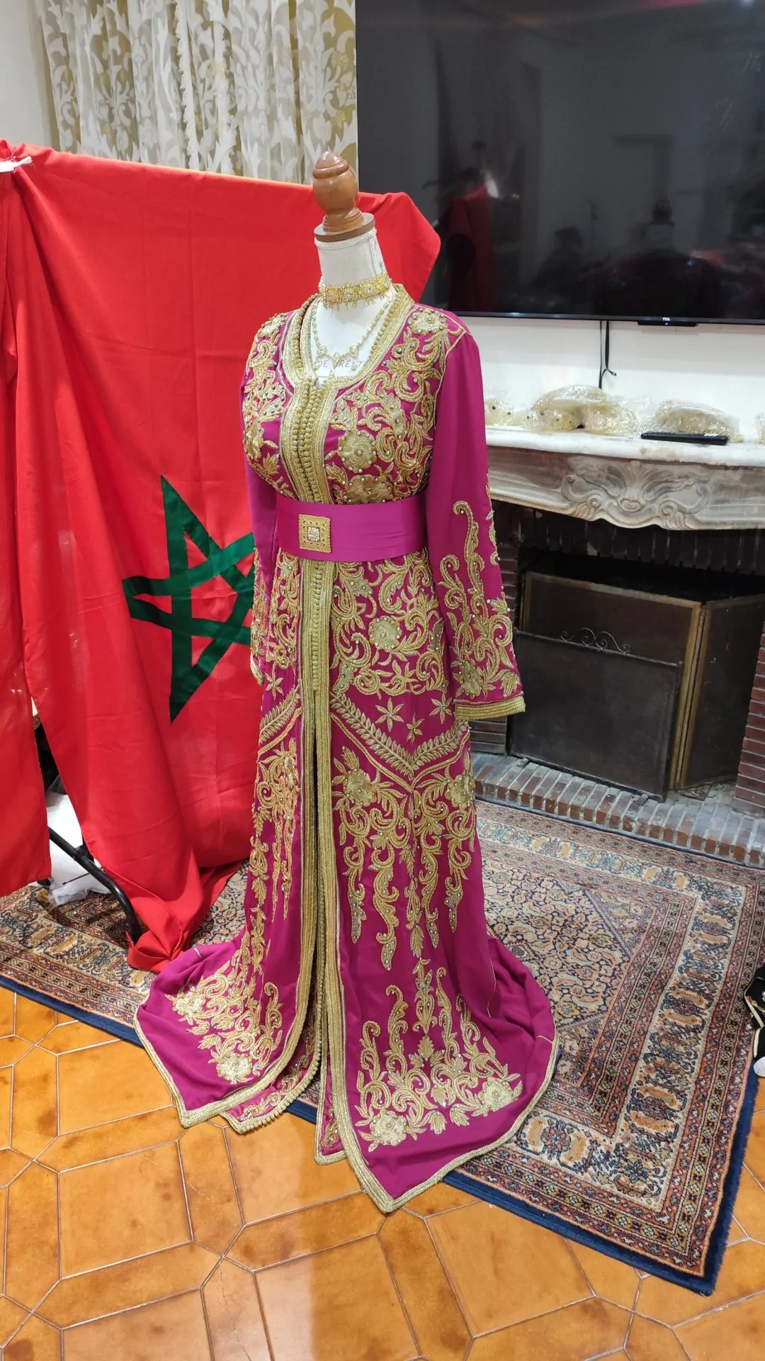 caftan marocain haute couture d occasion - Takchita deux pièces – Image 4