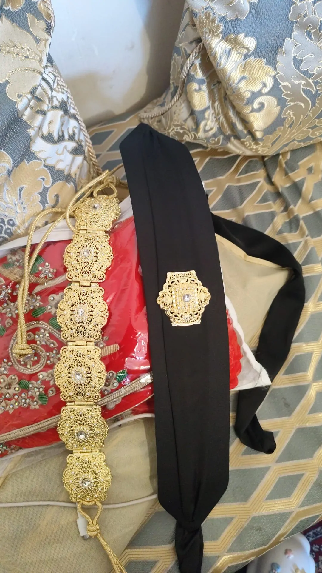 deux ceintures neuve