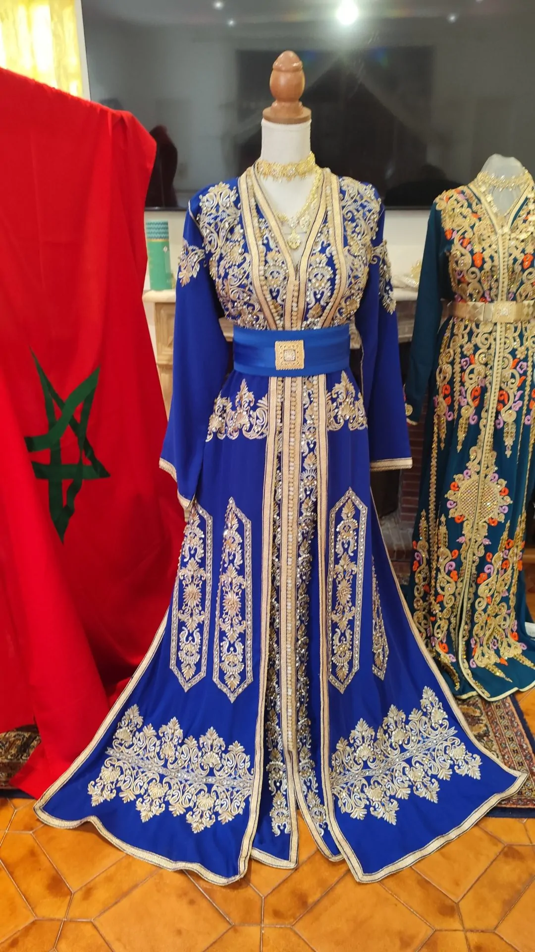 caftan marocain d occasion deux pièces – Image 8