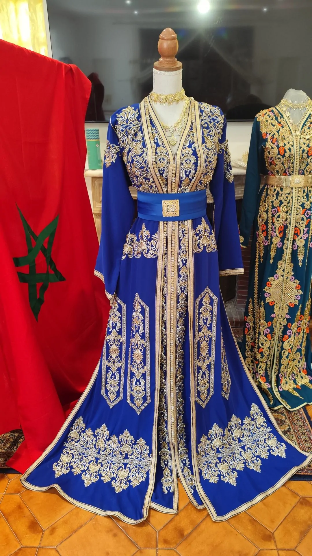 caftan marocain d occasion deux pièces – Image 10