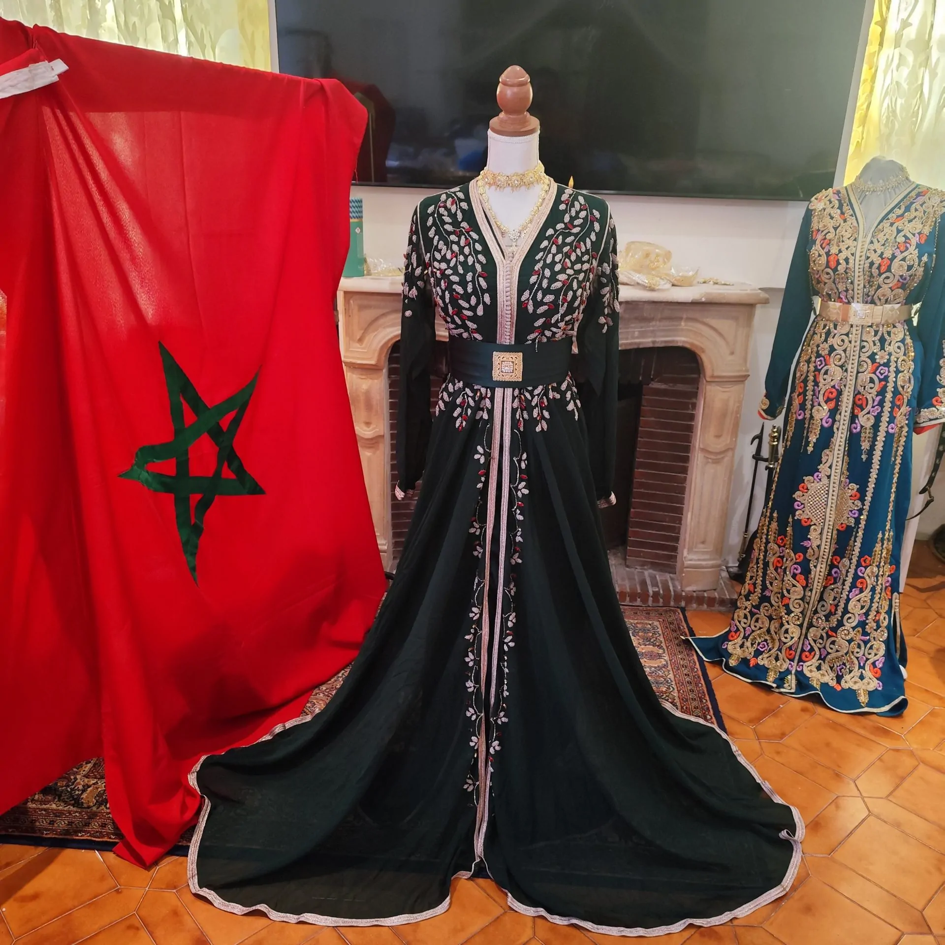 caftan marocain d occasion deux pièces – Image 13