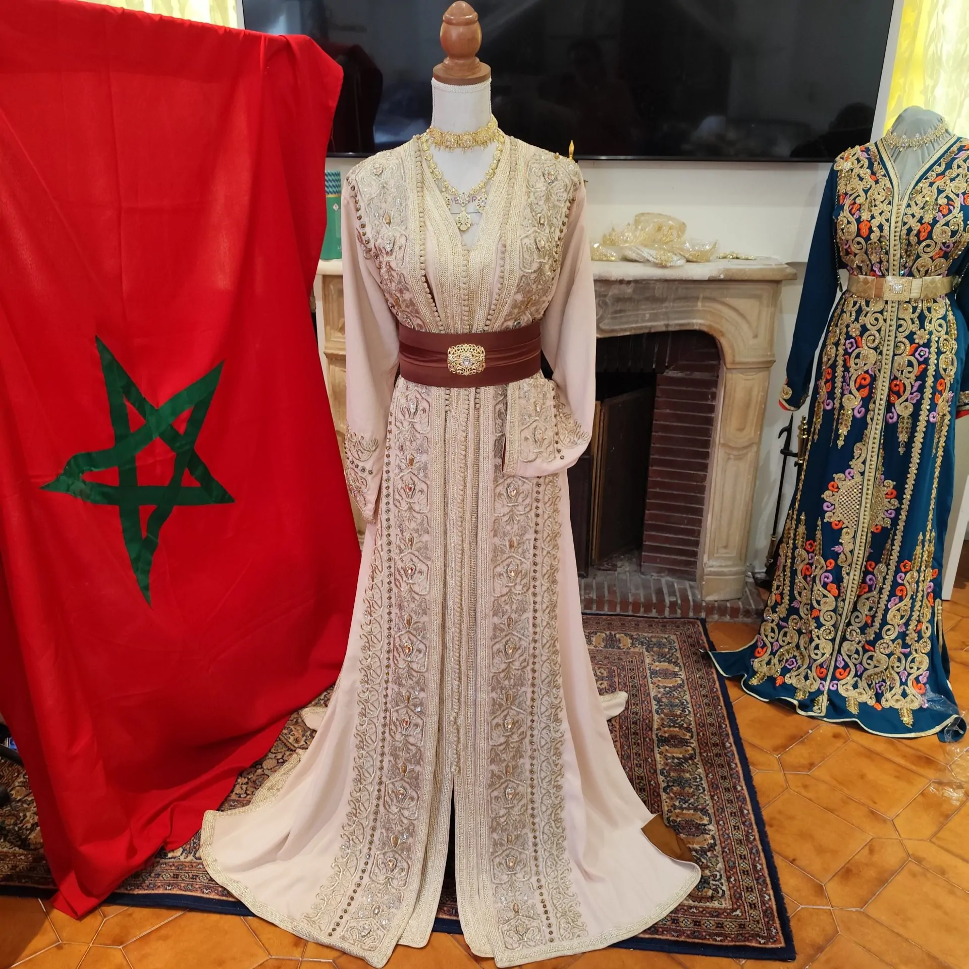 caftan marocain d occasion doublé – Image 9