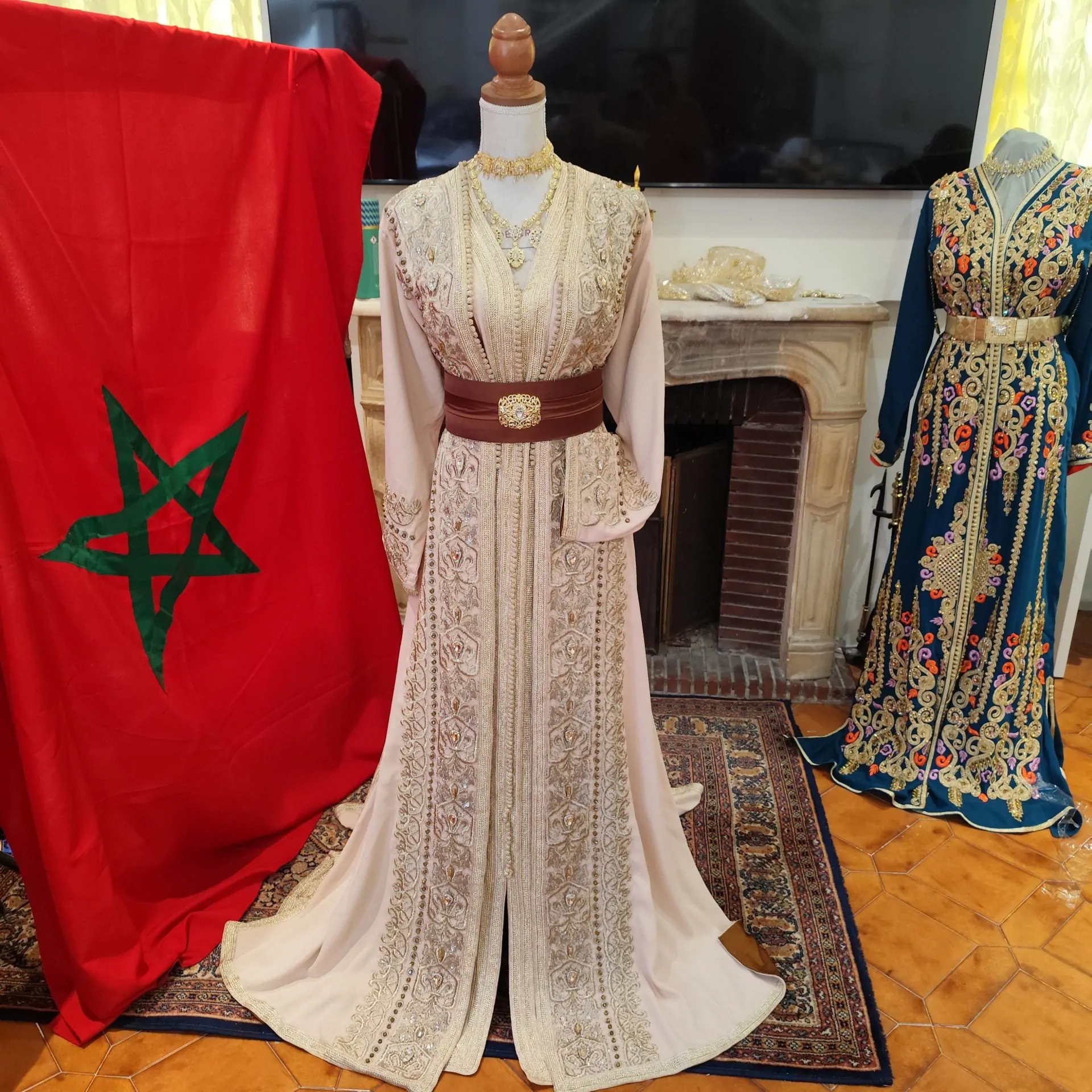 caftan marocain d occasion doublé – Image 8