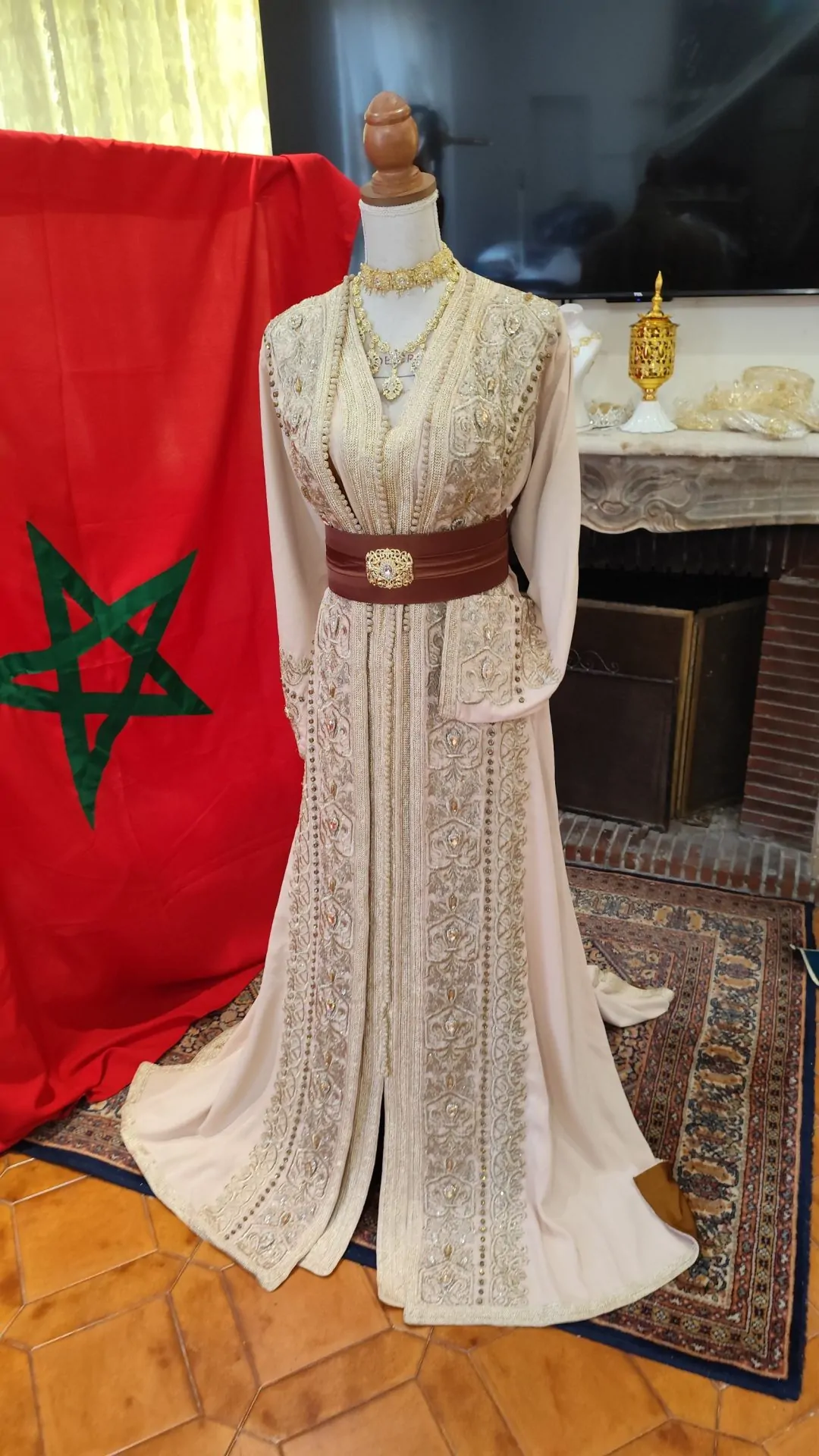 caftan marocain d occasion doublé – Image 2