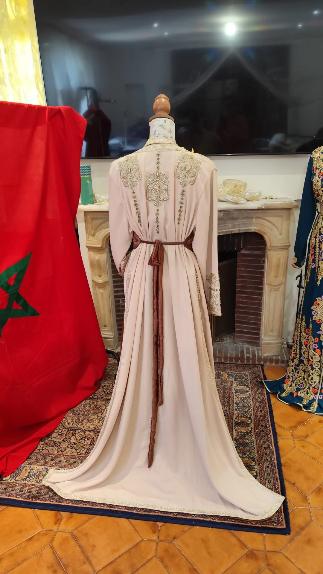 caftan marocain d occasion doublé – Image 4
