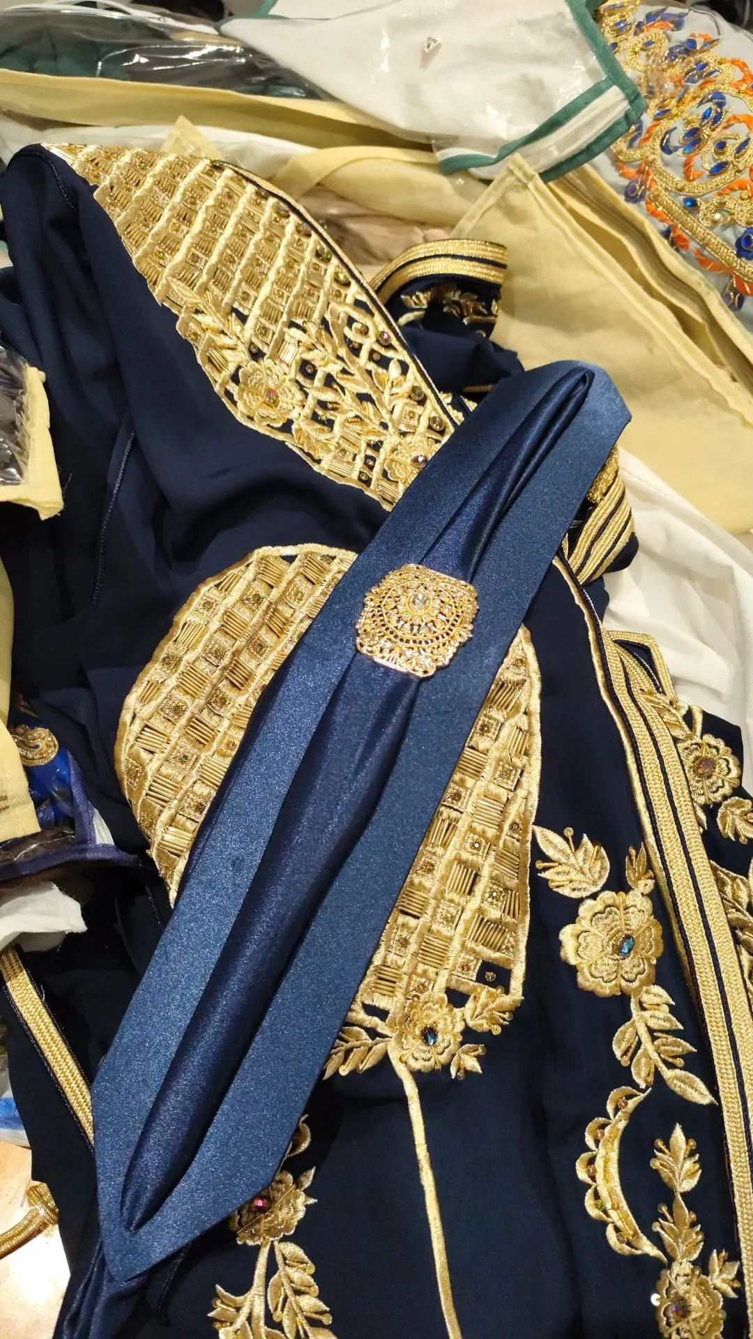 caftan marocain deux pièces neuf avec ceinture