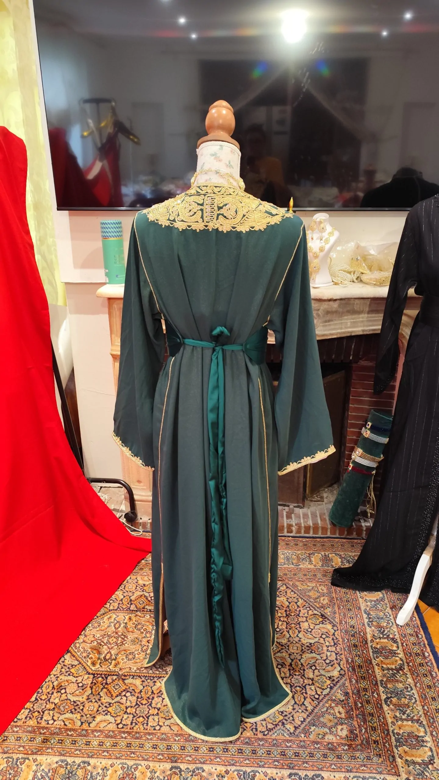 caftan marocain d occasion doublé – Image 6