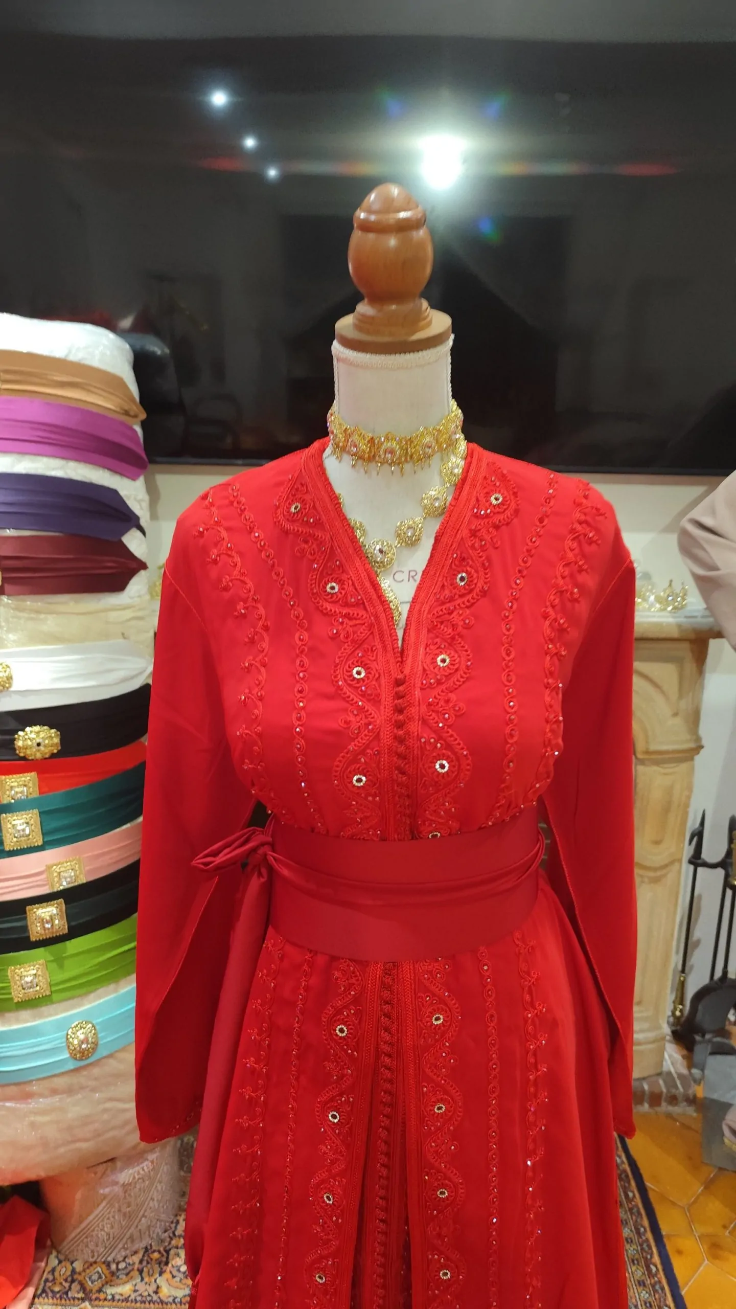 caftan marocain neuf grande taille - Takchita deux pièces – Image 4