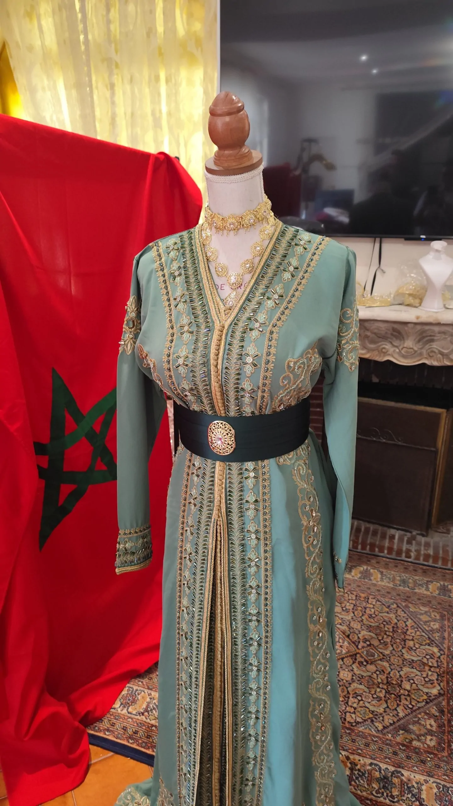 caftan marocain d occasion – Image 3
