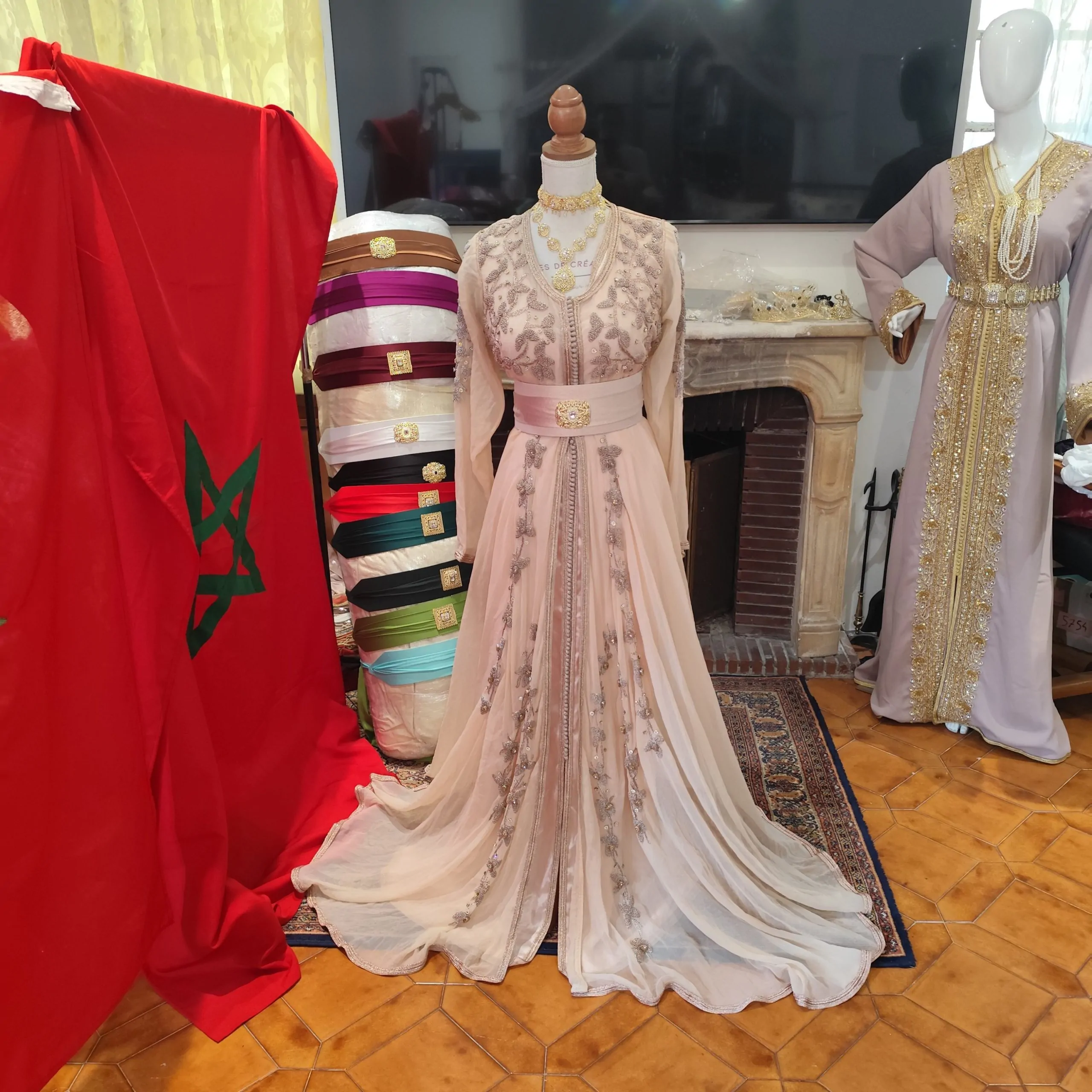 caftan marocain d occasion – Image 4