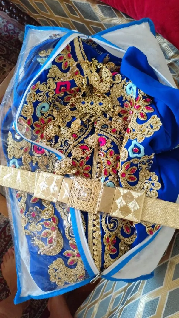 caftan marocain neuf avec accessoires