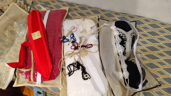 lot 3 caftan marocain plus accessoires