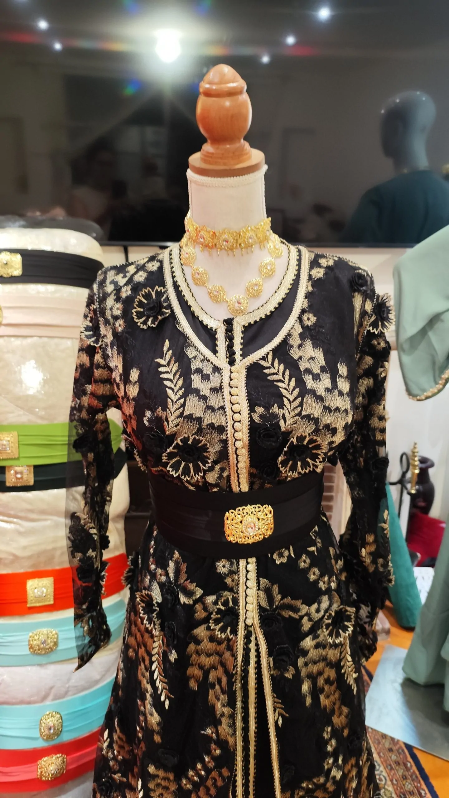 caftan marocain d occasion – Image 3